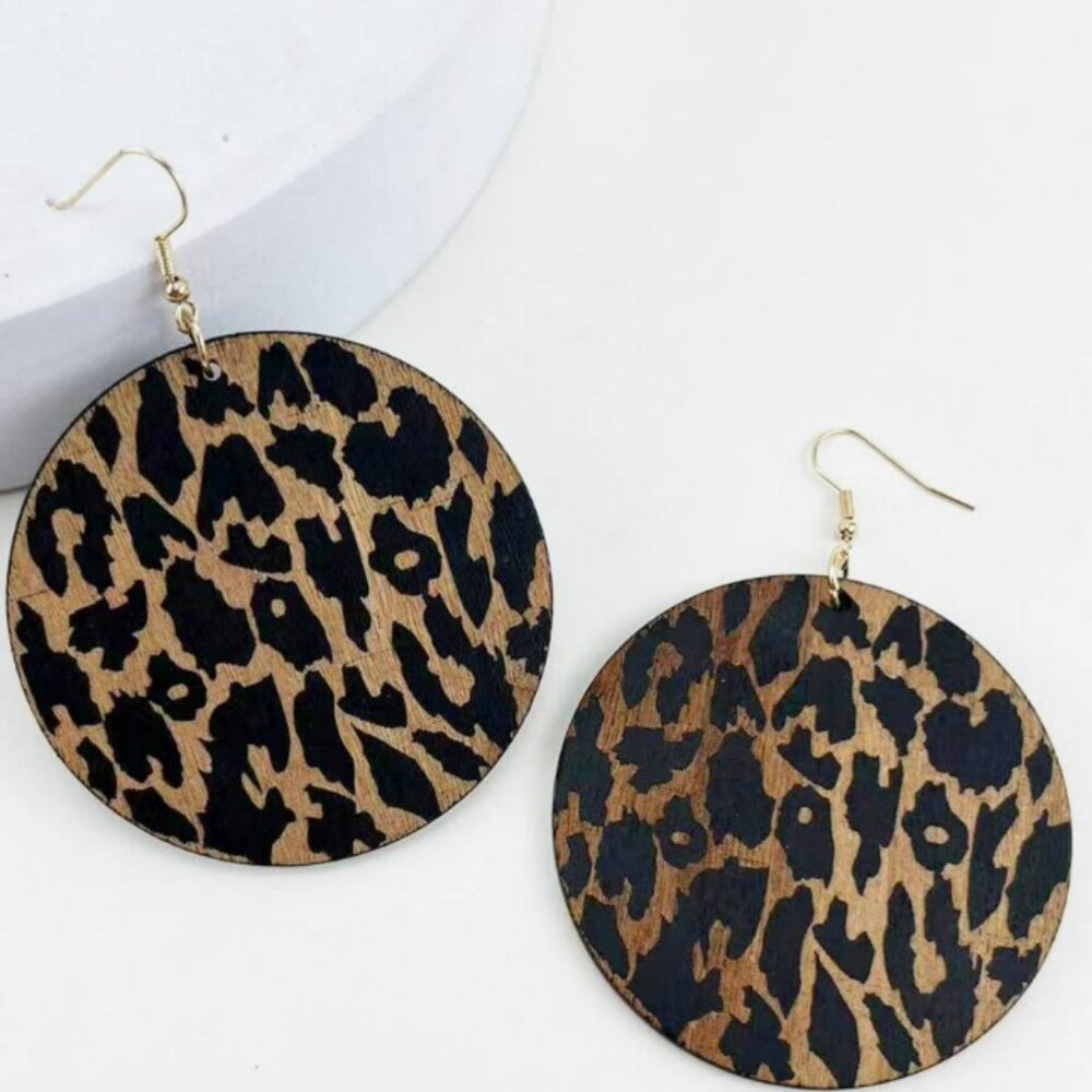 New Leopard Wood Round Earrings